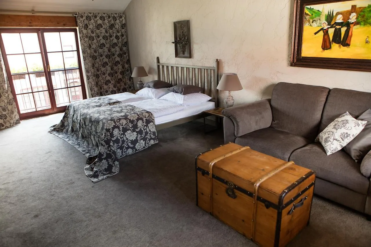 بوزنان Apartamenty Za Murem 3*,