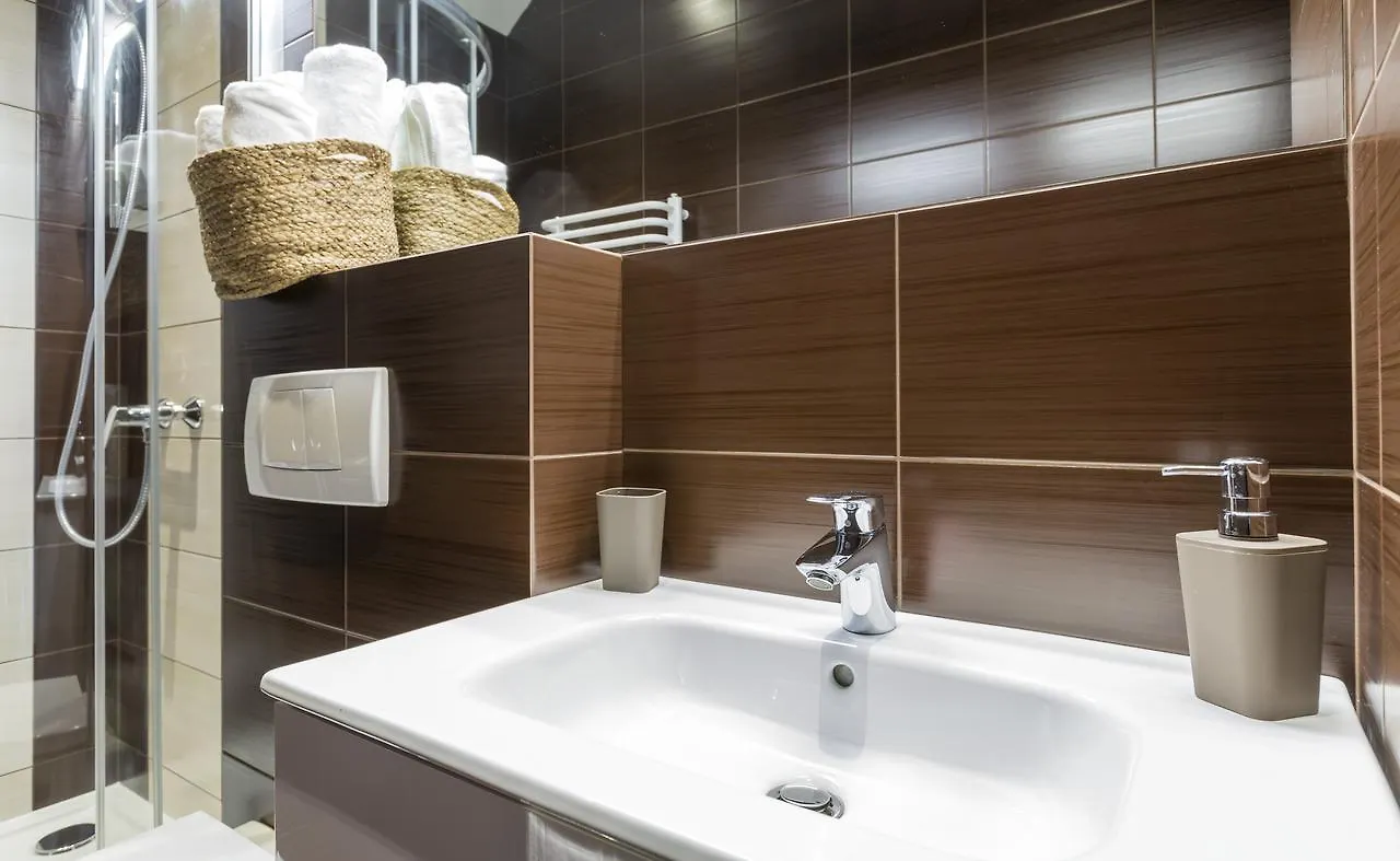 بوزنان Apartamenty Za Murem 3*,